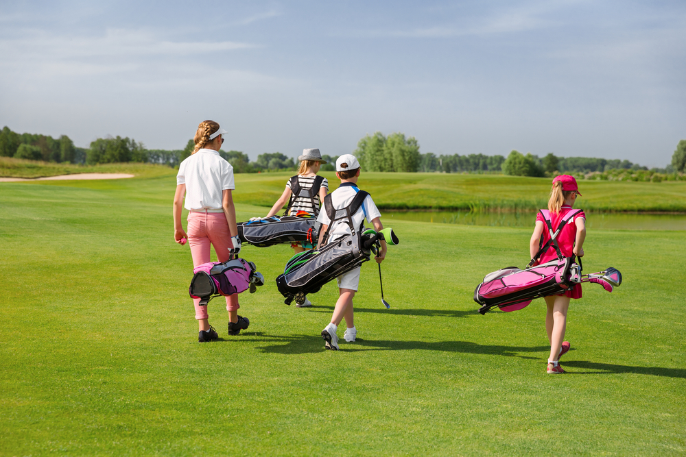 Why a Kids Golf Camp in Denver is the Perfect Summer Activity First